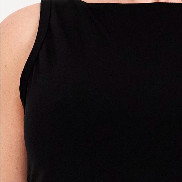 Old Navy Studio Smooth Athletic Dress - Picture 4 of 5